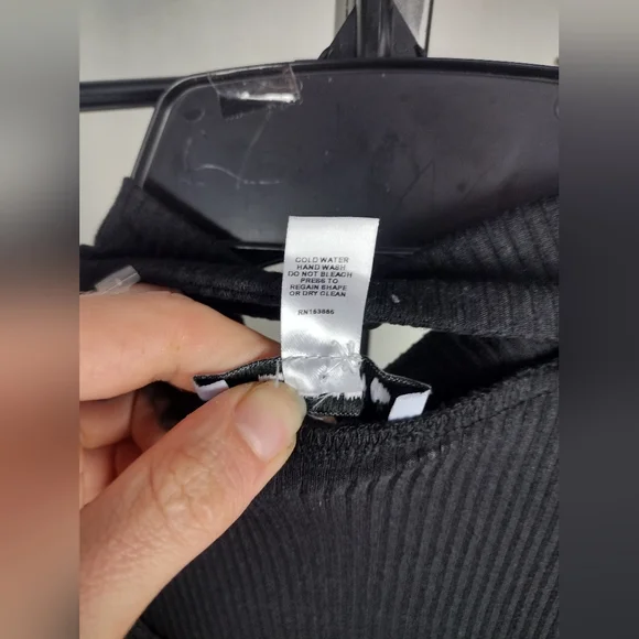 LOVE ADY NECK CUTOUT RIB KNIT BLACK DRESS SIZE XS (0-2) NWT - Picture 11 of 15